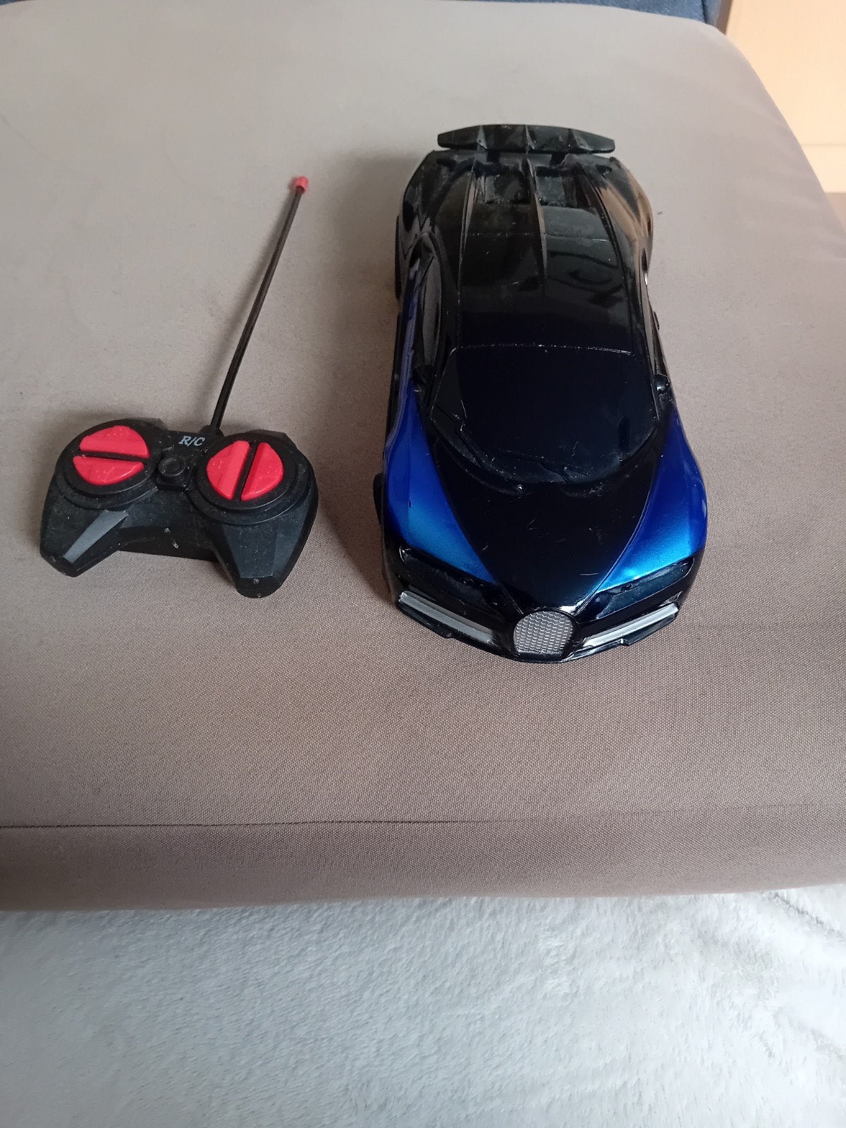 bestuurbare auto, Ophalen of Verzenden, Zo goed als nieuw, Jongen of Meisje