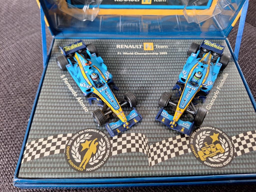 Renault f1 team world champion 2005 box, Ophalen of Verzenden, Zo goed als nieuw, Formule 1