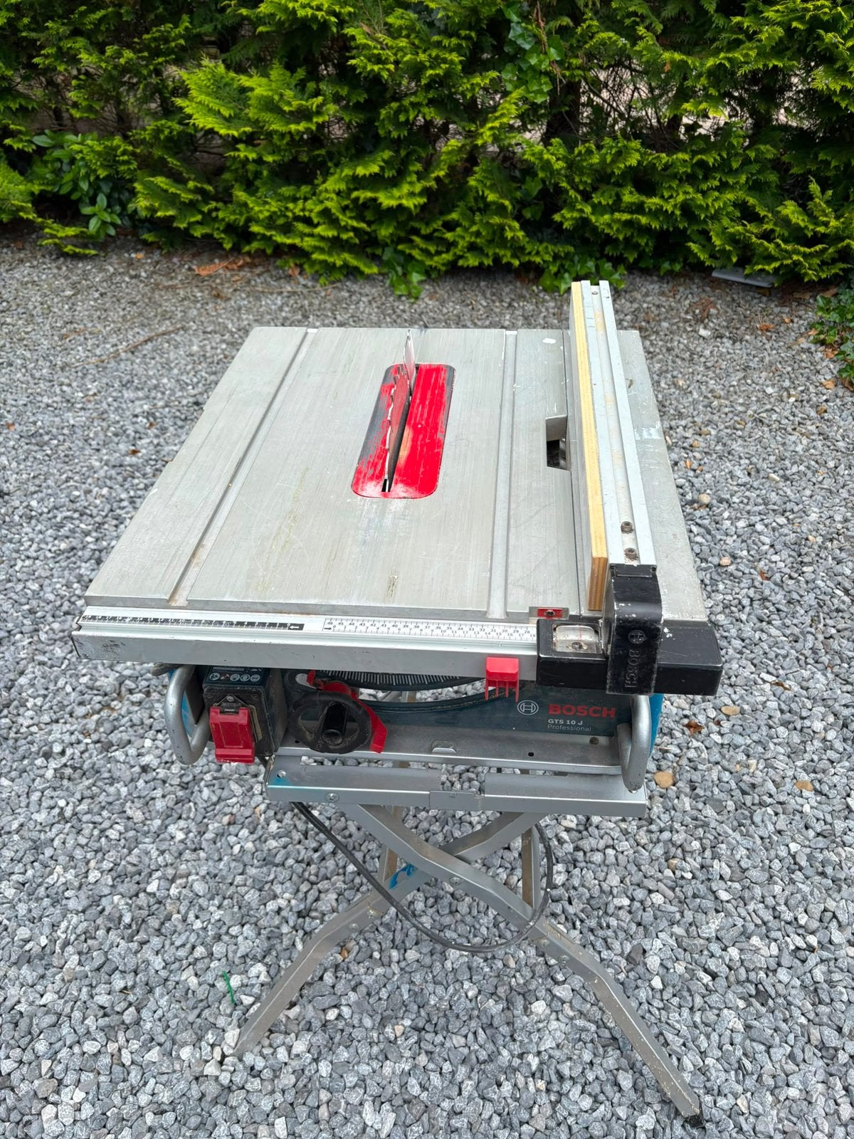 Zaagtafel Blauwe Bosch, Doe-het-zelf en Verbouw, Gereedschap | Zaagmachines, Ophalen, Gebruikt, 70 mm of meer, Overige typen