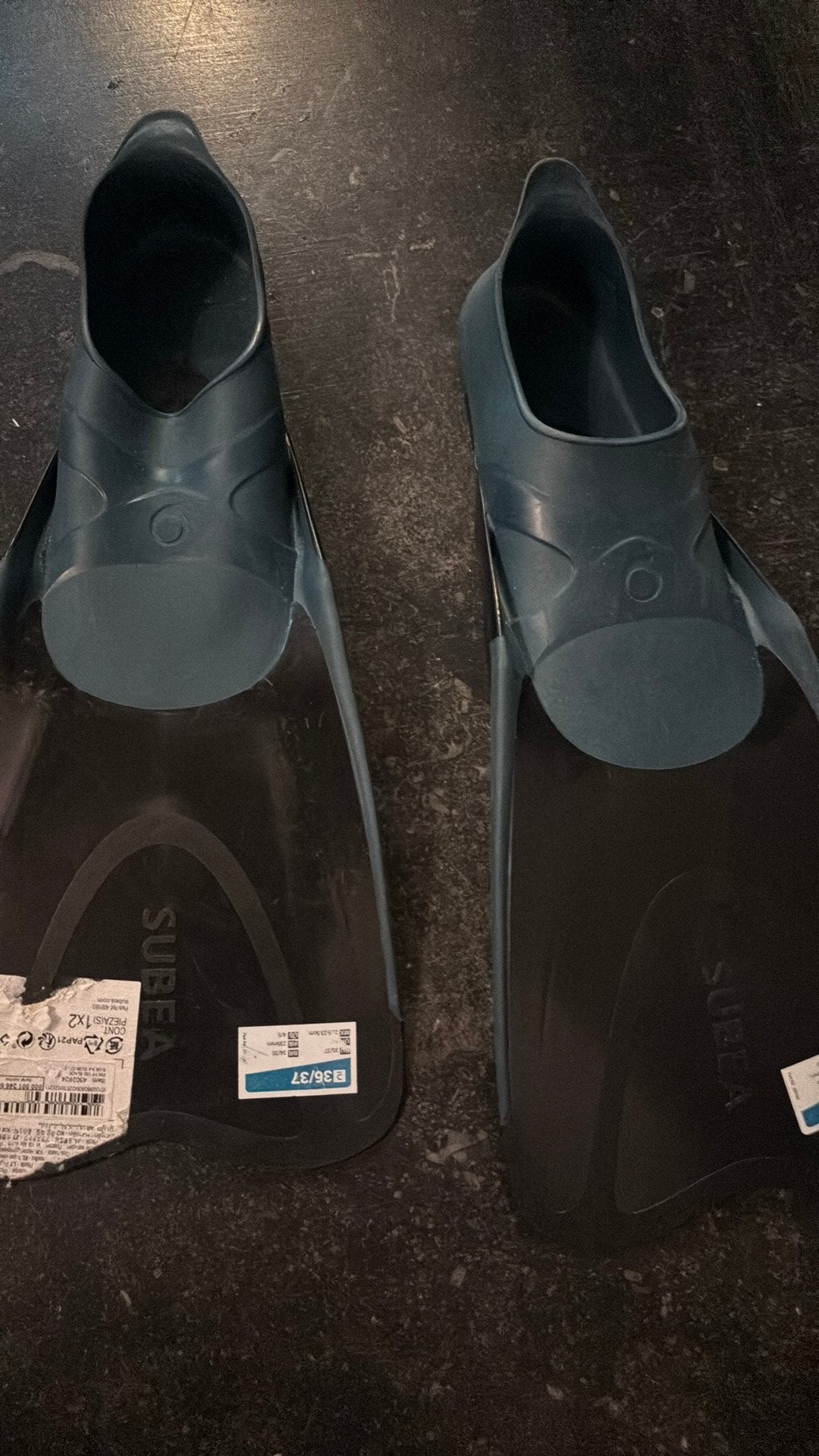 nieuwe flippers zwemmen 36-37 Decathlon, Ophalen of Verzenden, Zo goed als nieuw, Zwem- of Duikvliezen