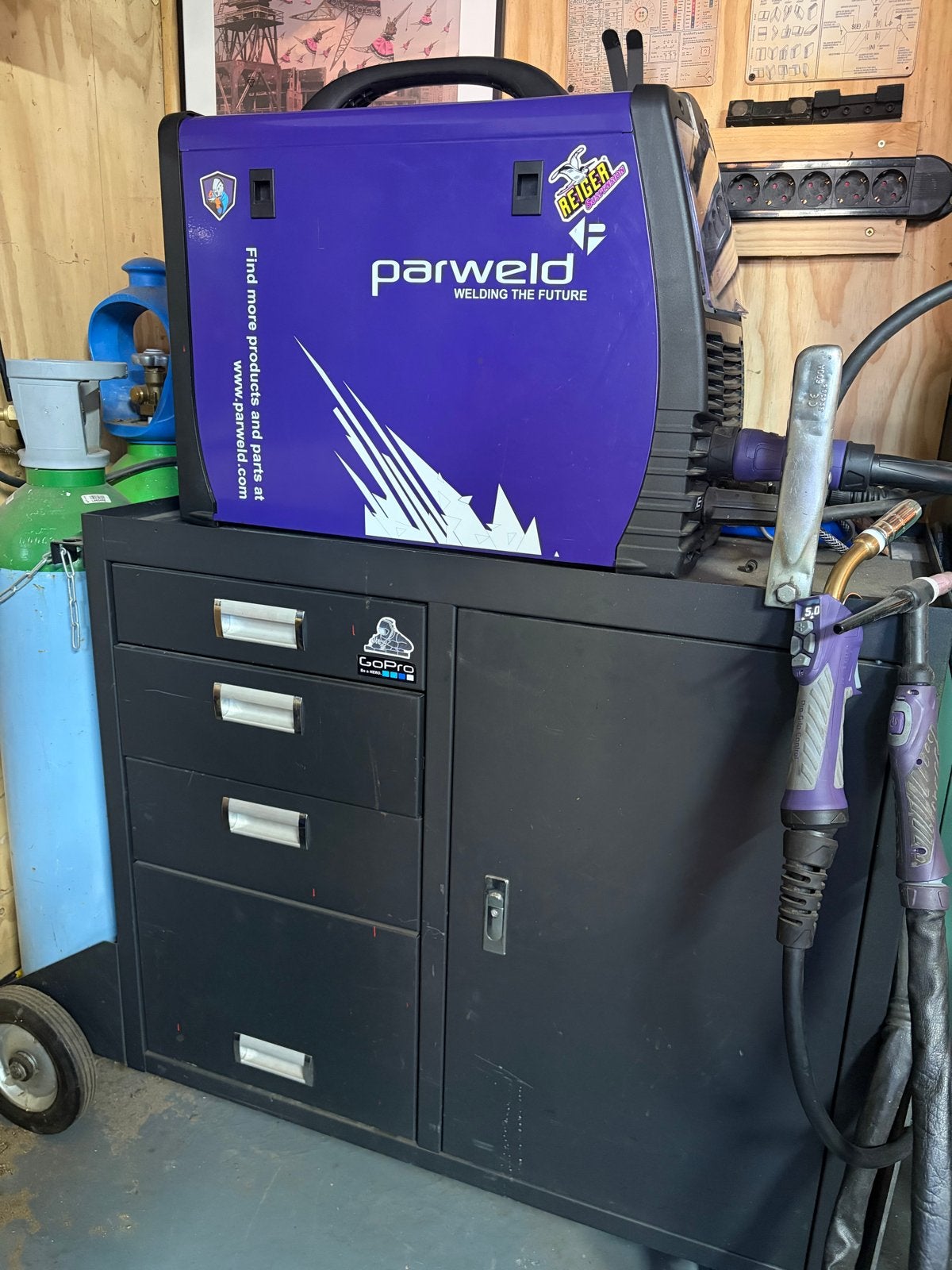 Parweld XTM21Di MIG/TIG/MMA Lasapparaat 2 gasflessen, laskar, Doe-het-zelf en Verbouw, Gereedschap | Lasapparaten, Ophalen, Zo goed als nieuw