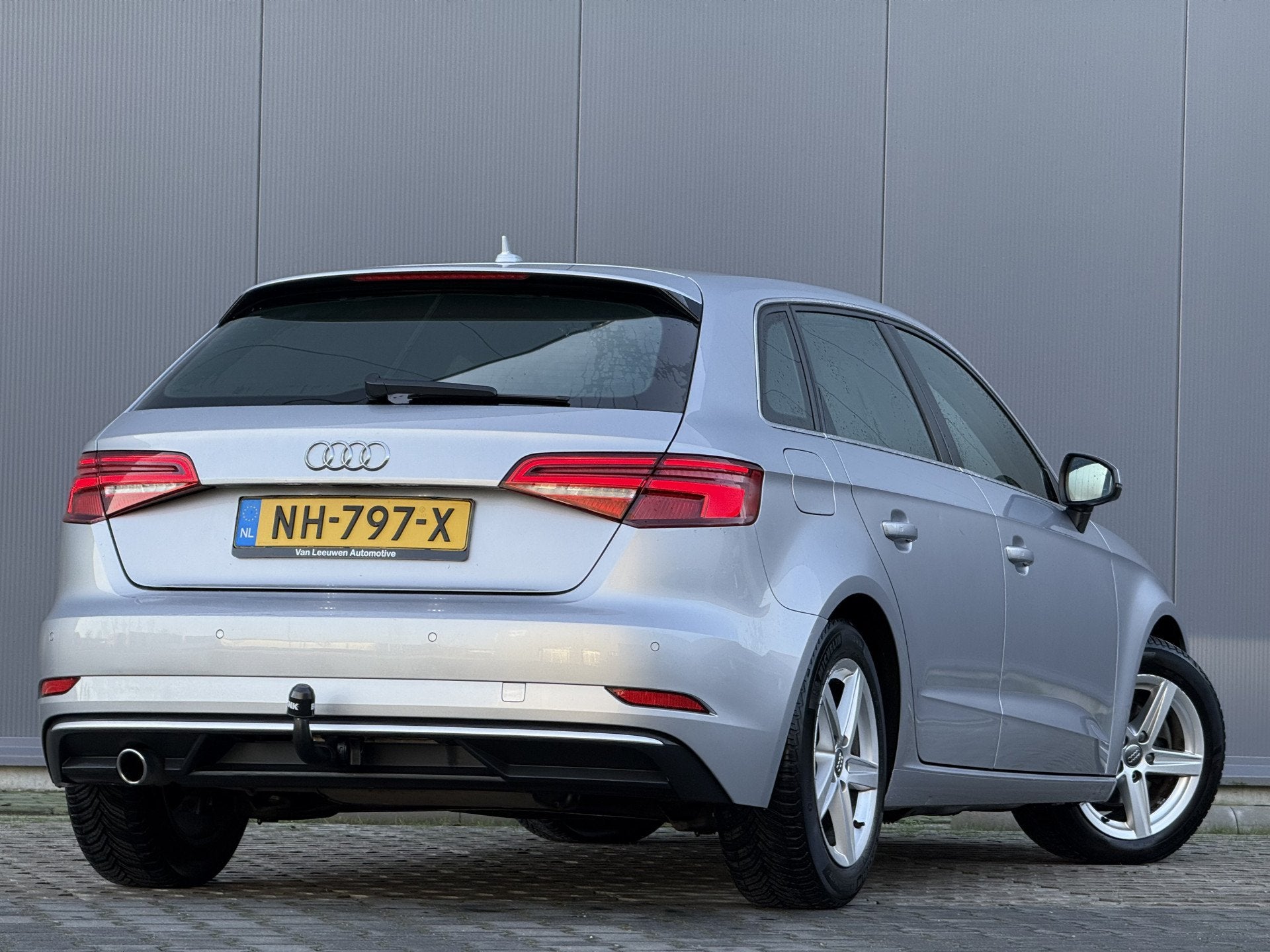 Audi A3 Sportback 1.6 TDI Sport Lease Edition | Nieuwe APK |, Auto's, Stof, Gebruikt, 4 cilinders, Origineel Nederlands