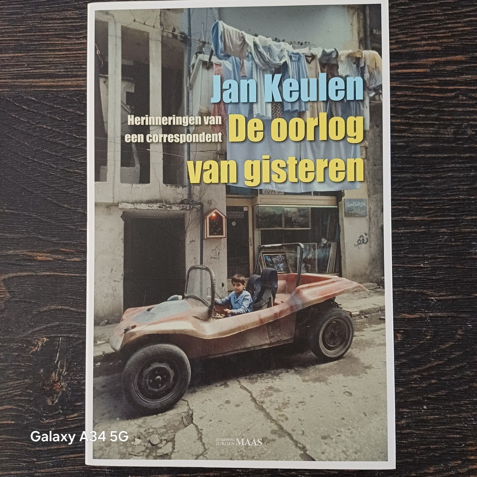 Jan Keulen - De oorlog van gisteren (Herinneringen), Gelezen, Ophalen of Verzenden, 1945 tot heden, Jan Keulen