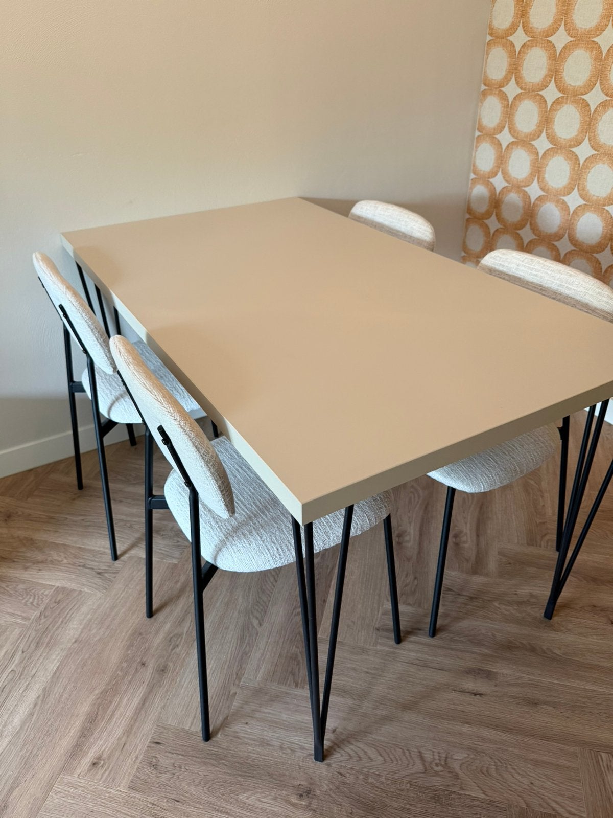 Eettafel ikea en 4 eetkamerstoelen, Ophalen, Kunststof, 100 tot 150 cm, Zo goed als nieuw