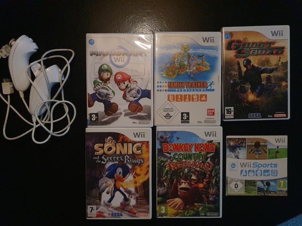 Wii bundel: 6 spellen en 2 controllers, Gebruikt, Overige genres, Eén computer, Ophalen of Verzenden