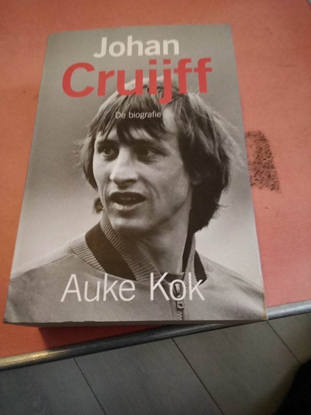 auke kok Johan Cruyff de biografie € 5, Ophalen of Verzenden, Gelezen, Sport