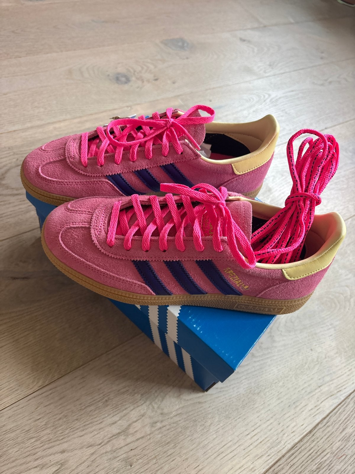 Adidas Spezial Lucid Pink/Collegiate Purple/Almost Yellow, Ophalen of Verzenden, Nieuw, Roze, Sneakers of Gympen