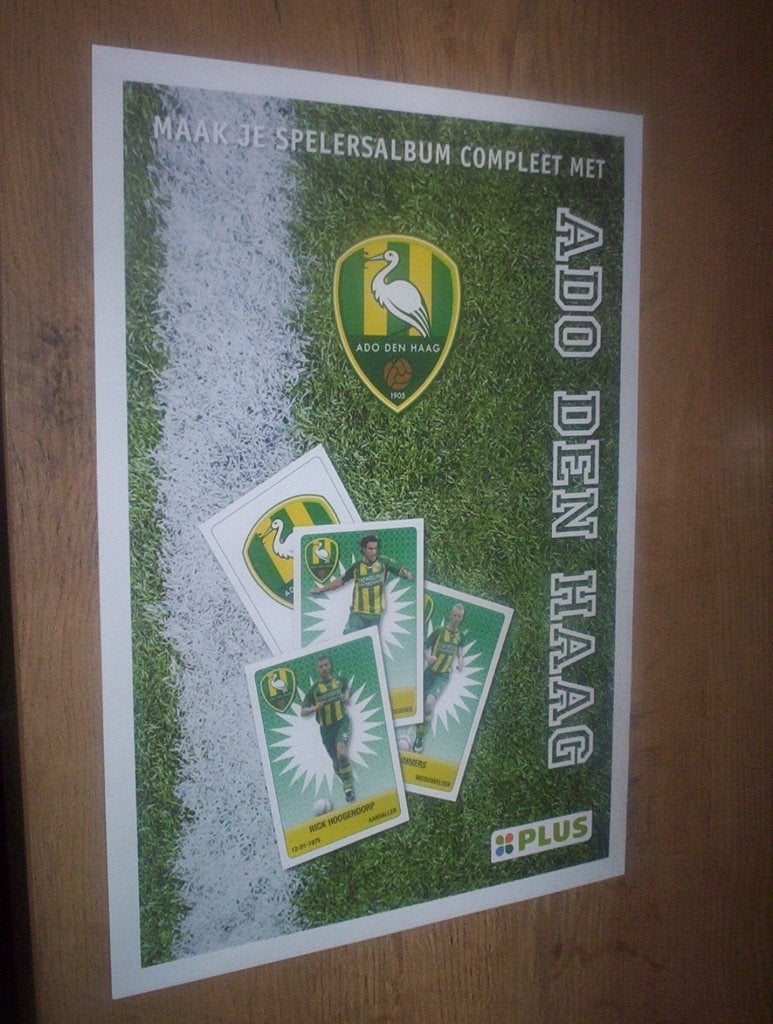 maak je spelers album compleet ado den haag (plus), Ophalen of Verzenden, Zo goed als nieuw, Overige binnenlandse clubs, Poster, Plaatje of Sticker