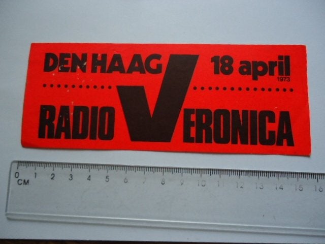 sticker oud Veronica 1973 PIRAAT radio den haag protest, Verzenden, Zo goed als nieuw, Bedrijf of Vereniging