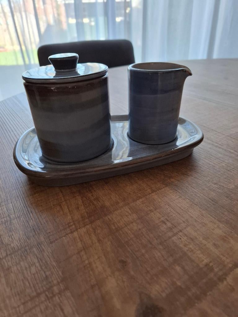 Volendams aardewerk blauw roomstel, Huis en Inrichting, Keuken | Servies, Ophalen, Gebruikt, Overige typen, Overige stijlen