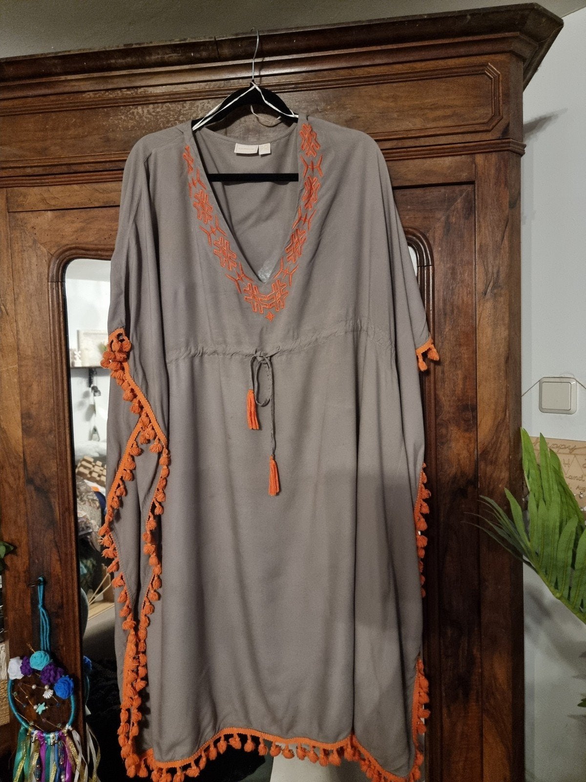 Boho Kaftan Jurk Taupe met Oranje  - Mt 48, Kleding | Dames, Grote Maten, Ophalen of Verzenden