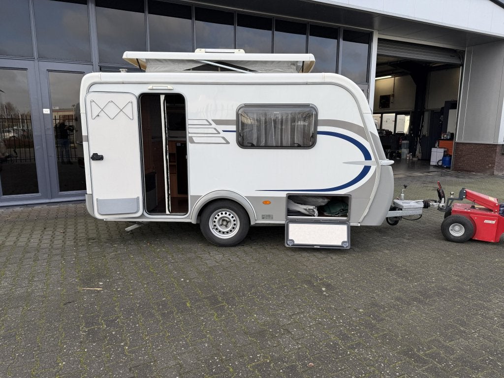 Eriba Feeling 230 Langslaper 200X180cm + Zonnepaneel 700KG!!, Schokbreker, Standaardzit, Tot en met 2, Bedrijf
