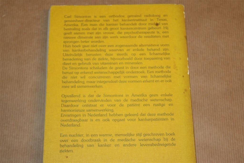 Op Weg naar Herstel — Zelfhulp bij Kanker [Simonton-methode], Boeken, Ophalen of Verzenden, Gelezen, Overige onderwerpen, Achtergrond en Informatie