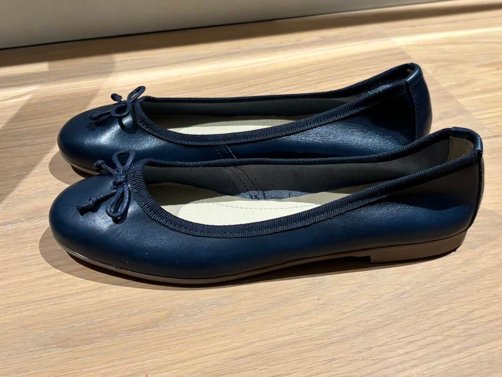 Primadonna collection leren ballerinas maat 38, Kleding | Dames, Schoenen, Ophalen of Verzenden, Zo goed als nieuw, Zwart