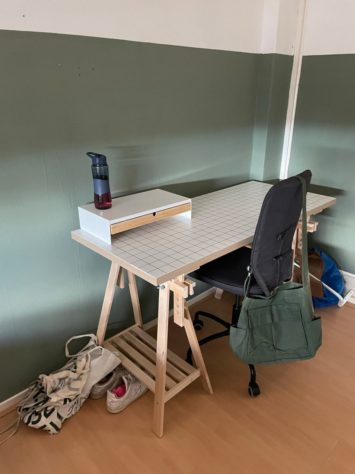 Bureau Ikea LAGKAPTEN/MITTBACK, Scandinavisch, Ophalen, Zo goed als nieuw