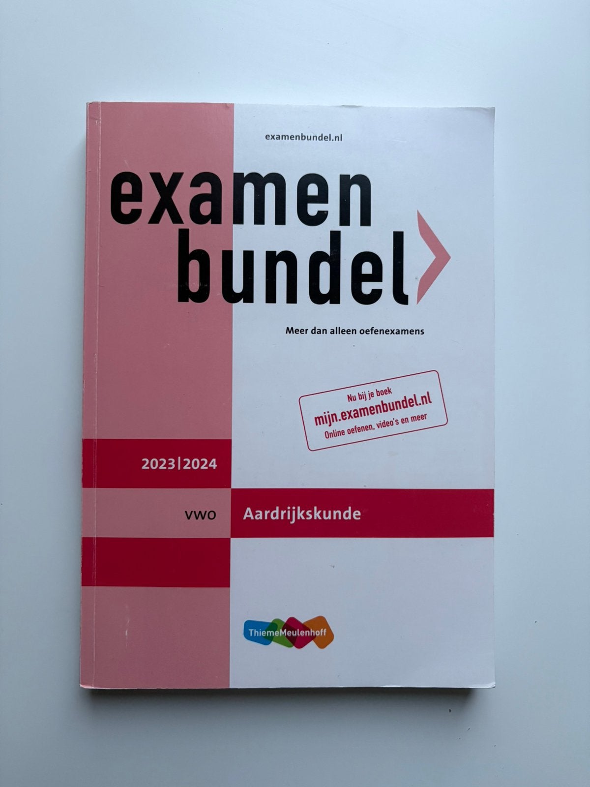 Examenbundel aardrijkskunde vwo, Boeken, Ophalen, Zo goed als nieuw, VWO, Aardrijkskunde