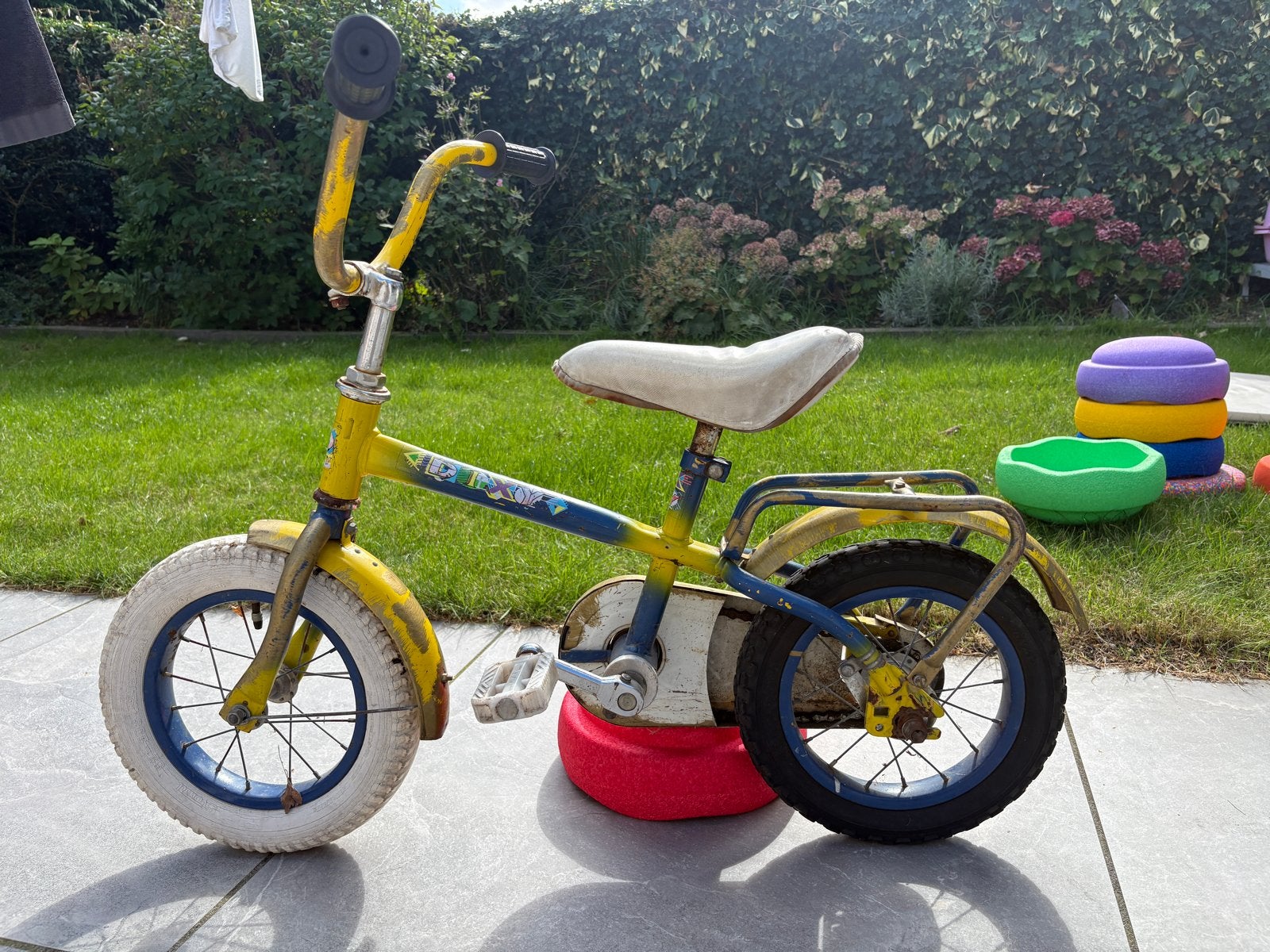 Kinderfiets - Flink op gereden, voor een fles wijn, Ophalen, Gebruikt, Terugtraprem, Minder dan 16 inch