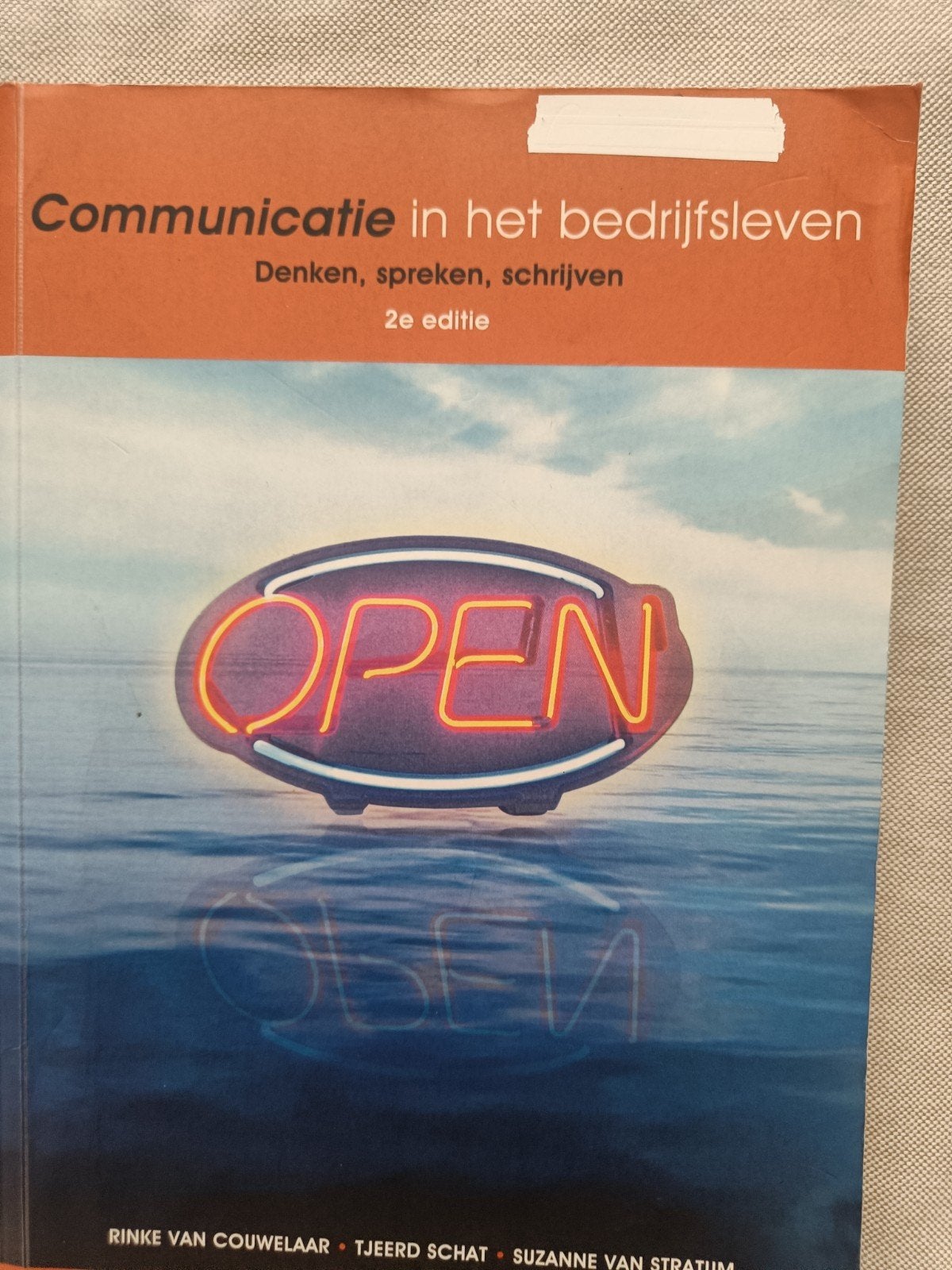 Communicatie in het bedrijfsleven - 2e editie, Rinke van Couwelaar, Tjeerd Schat, Suzanne van Stratum, Zo goed als nieuw, Gamma