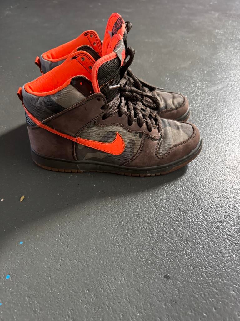 Nike Dunk High Camo Oranje Heren Sneakers, Ophalen of Verzenden, Zo goed als nieuw, Schoenen