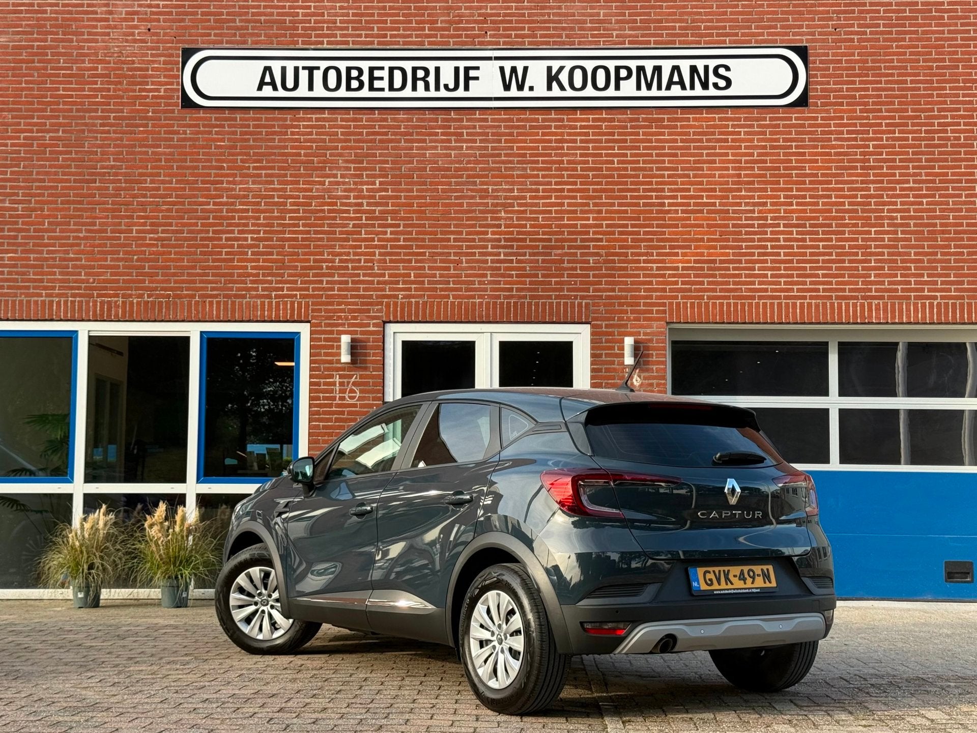 Foto 4 van Renault CAPTUR 1.3 TCe 130 Zen Automaat