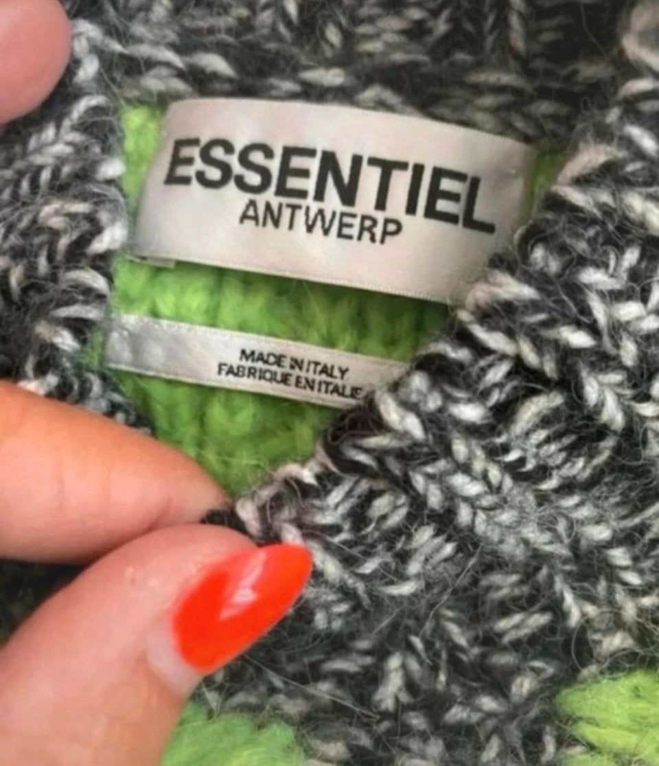 Foto 8 van Essentiel Antwerp, super leuke/aparte en mooie trui, M/L/XL