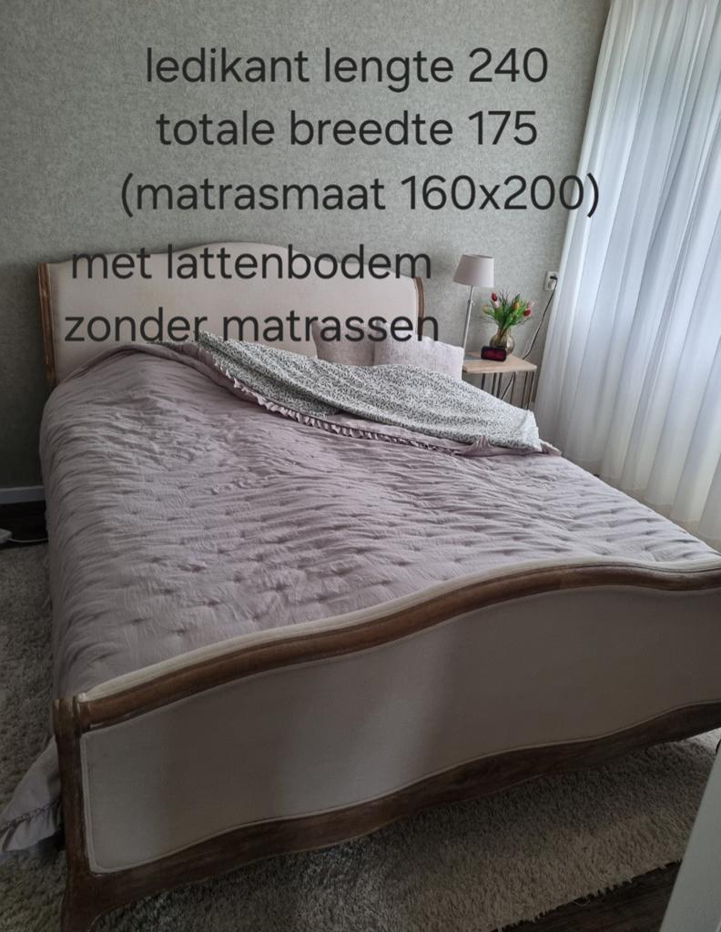 Landelijk - romantisch ledikant af te halen in Barneveld, Ophalen, Tweepersoons, Hout