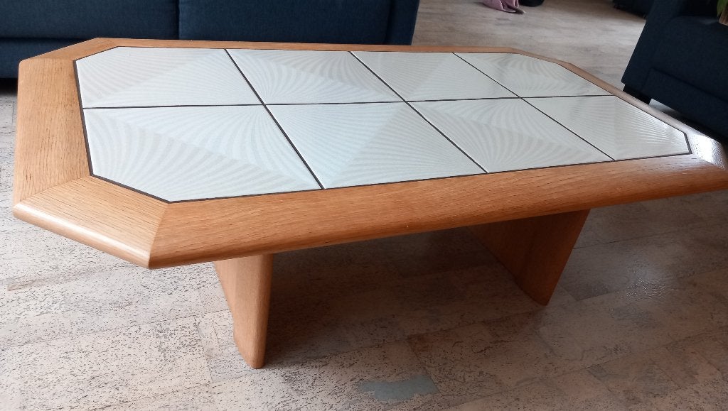 Houten salontafel 140 x 80 cm met tegels, Huis en Inrichting, Tafels | Salontafels, Ophalen, Overige materialen, 100 tot 150 cm
