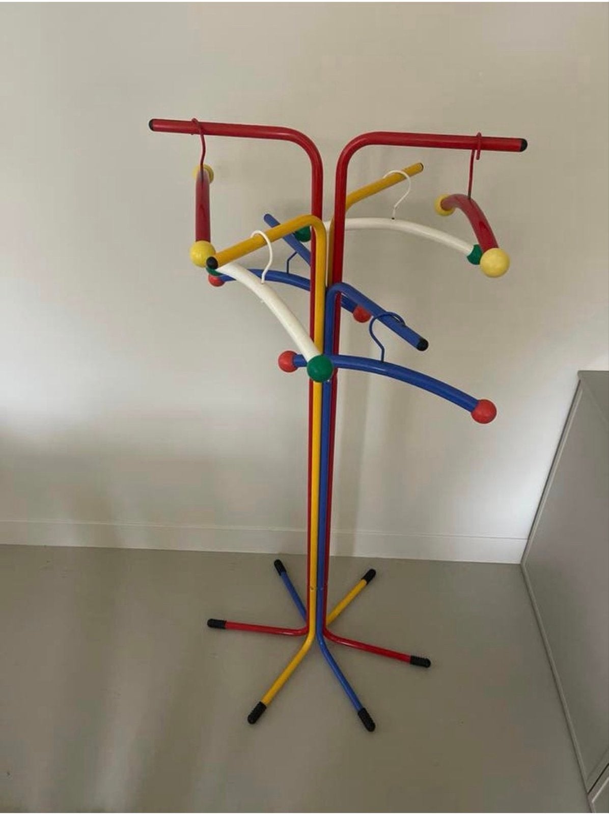 Vintage IKEA Plagg kapstok met hangers, Memphis stijl, Gebruikt, Ophalen of Verzenden, Metaal, Staande kapstok