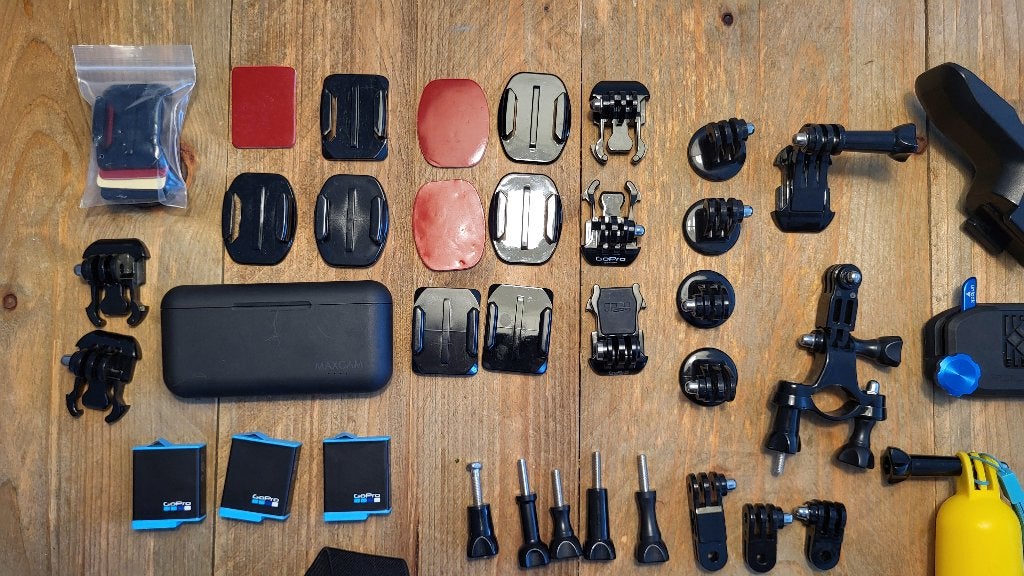 Foto 3 van GoPro HERO9 Black inclusief gigantische accessoire-set!
