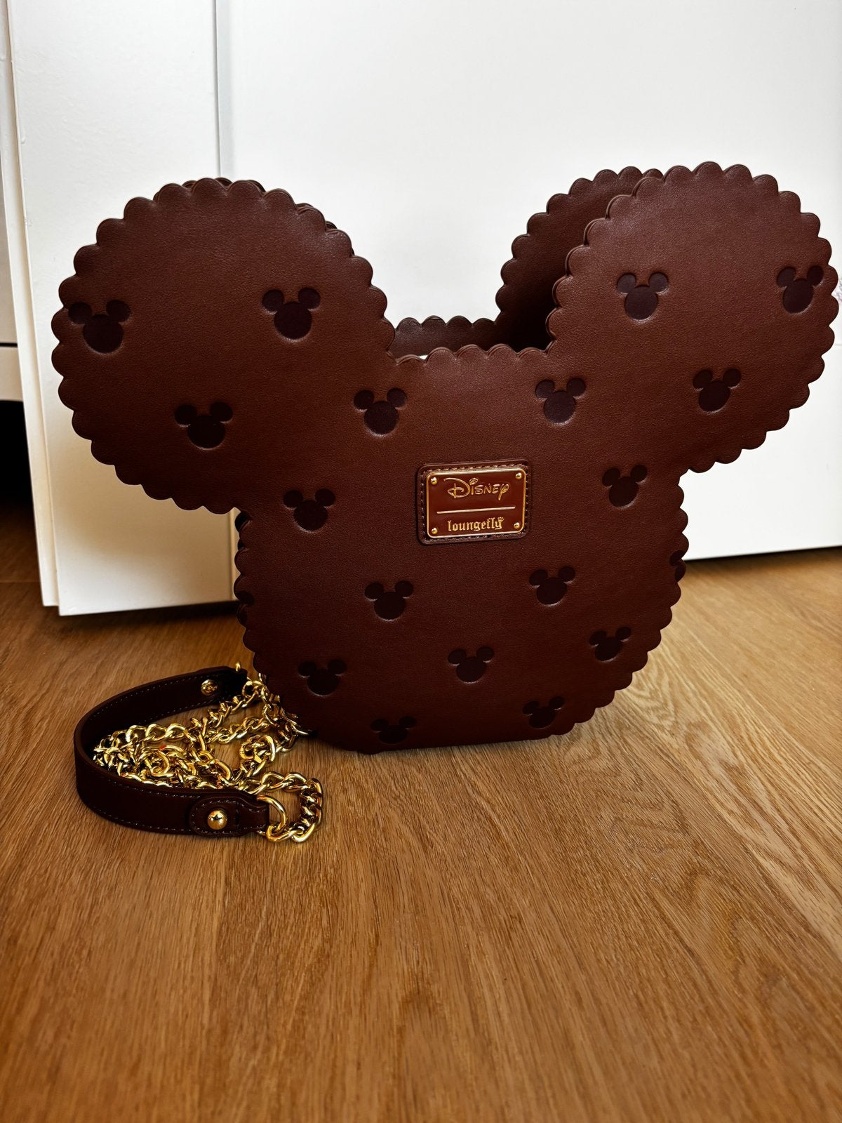 Disney Mickey & Minnie Mouse Sweet Treats Crossbody Bag, Sieraden, Tassen en Uiterlijk, Ophalen, Zo goed als nieuw, Bruin, Schoudertasje