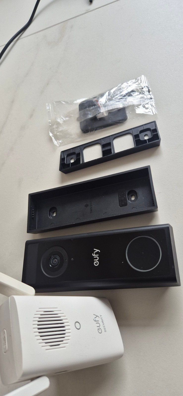 Eufy C30 Camera Deurbel met HomeBase, Beweging, Ophalen of Verzenden, Zo goed als nieuw, Compleet systeem