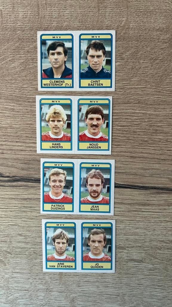 Panini Voetbal 84 plaatjes MVV 4x, Verzenden, Zo goed als nieuw, Meerdere plaatjes