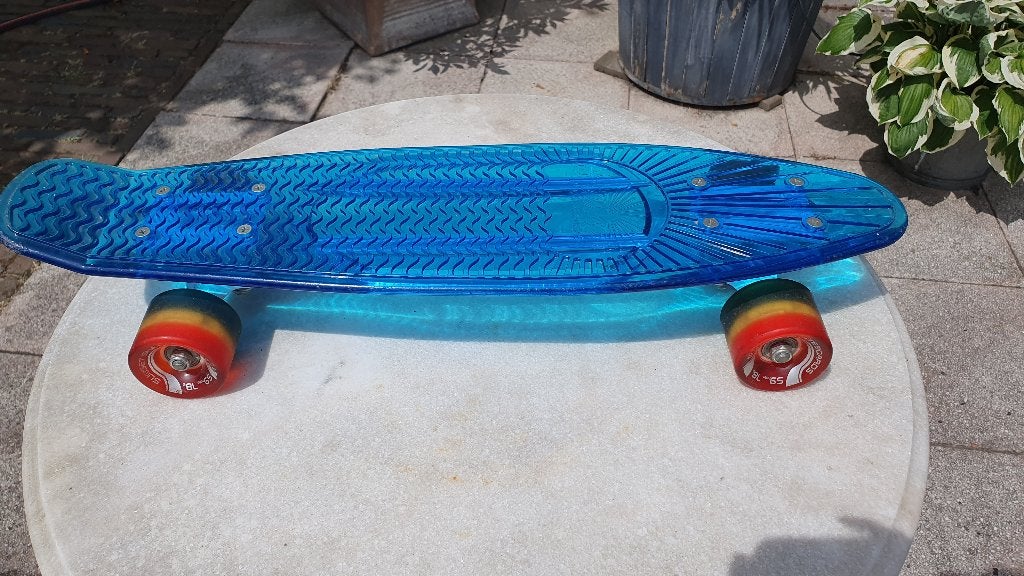 Skateboard met lichtjes, Ophalen, Zo goed als nieuw, Skateboard