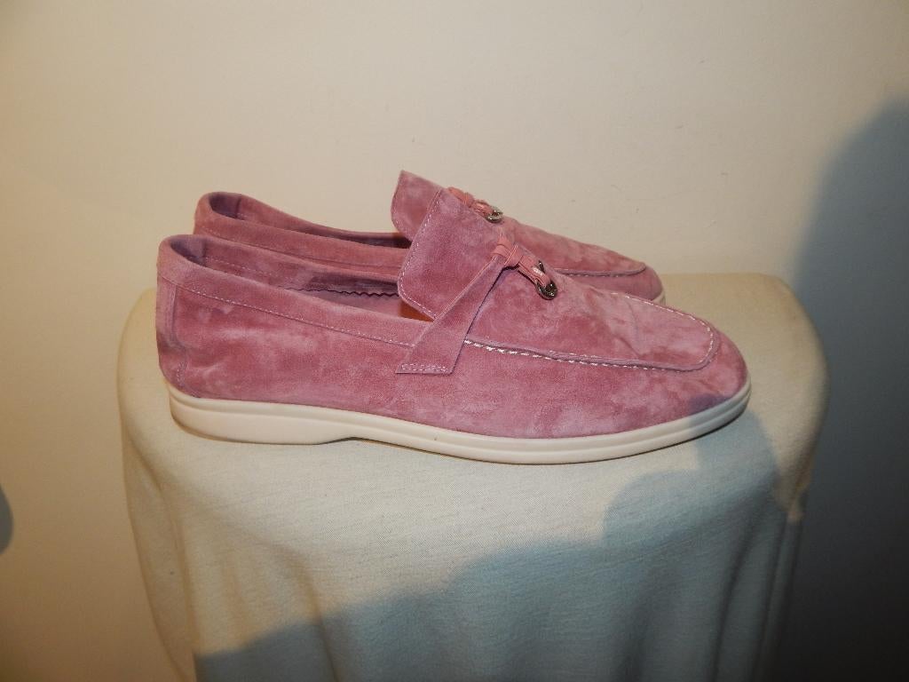 Loro Piana suede roze loafers bandje met bedels 45