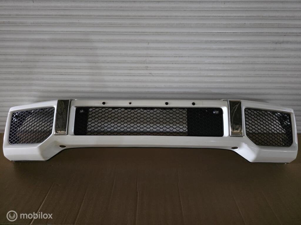 Voorbumper Mercedes G63 G55 amg W463 ('79-'24), Gebruikt, Voor, Mercedes-Benz, Ophalen of Verzenden