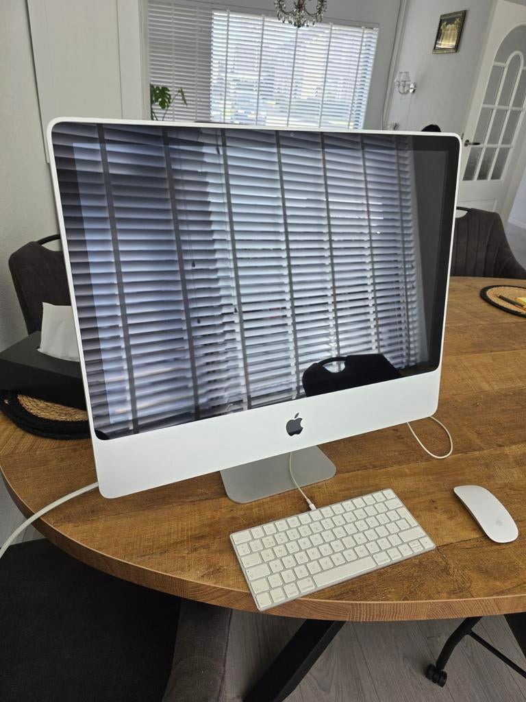 Apple iMac All-in-One Desktop met Magic Keyboard en Mouse, Computers en Software, Apple Desktops, Ophalen, 2 tot 3 Ghz, IMac, Zo goed als nieuw