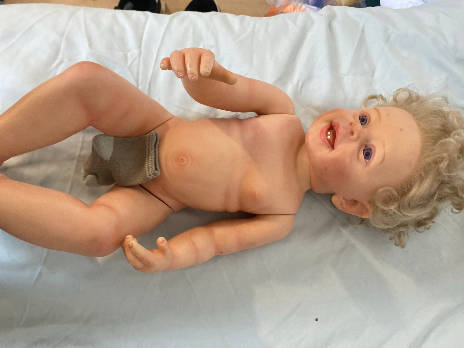 Reborn babypop jongen siliconen, blauwe ogen, zacht haar, Ophalen of Verzenden, Nieuw, Babypop