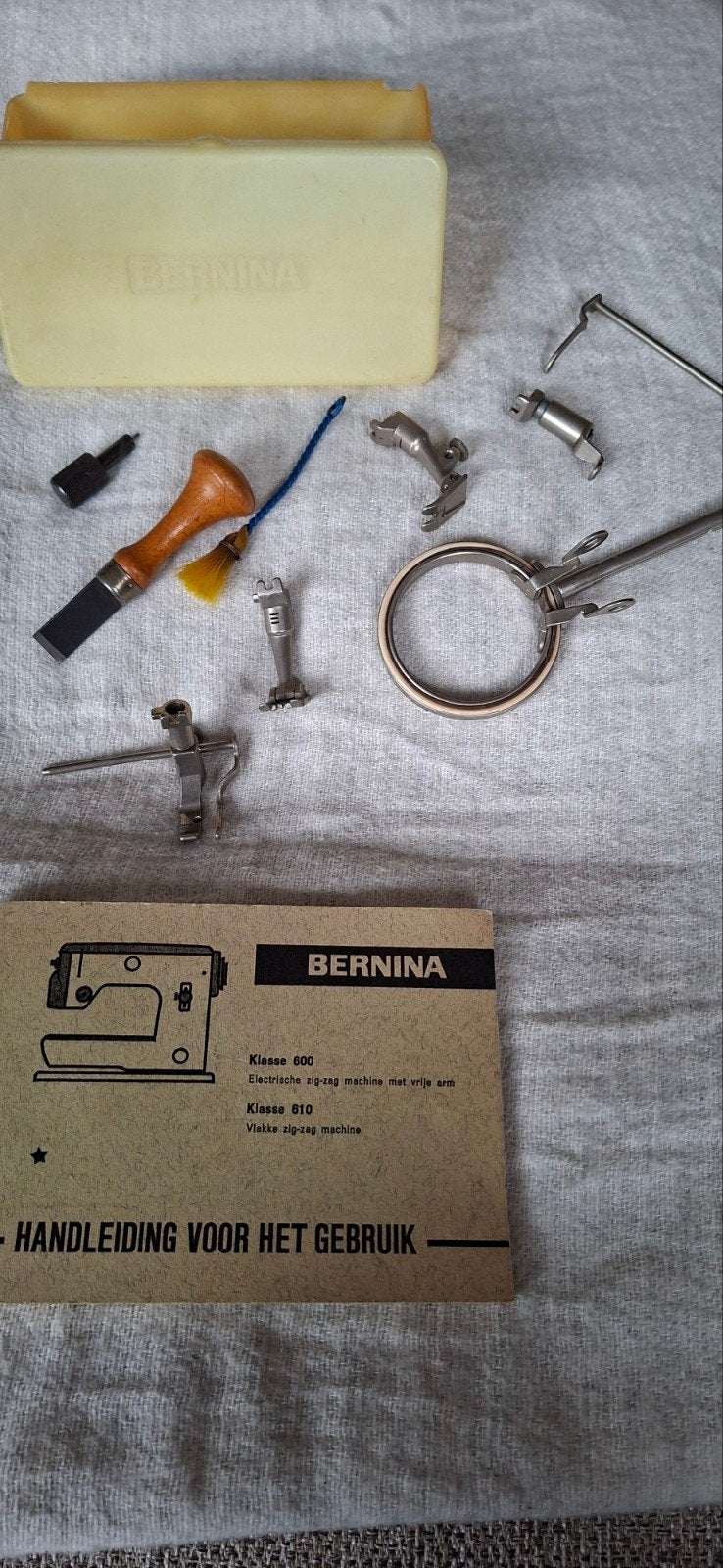 Bernina Naaimachine Toebehoren en Handleiding, Ophalen of Verzenden, Gebruikt, Toebehoren, Bernina