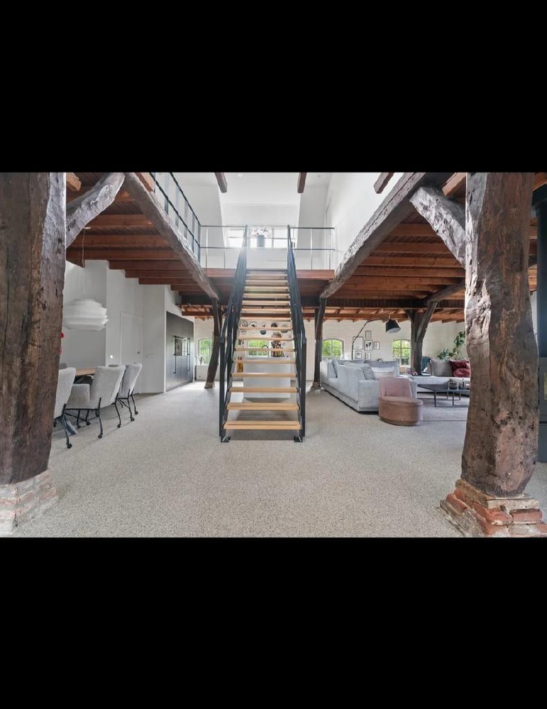 Stalen open trap geschikt voor boederij!, Doe-het-zelf en Verbouw, Ladders en Trappen, Ophalen, Zo goed als nieuw, 2 tot 4 meter