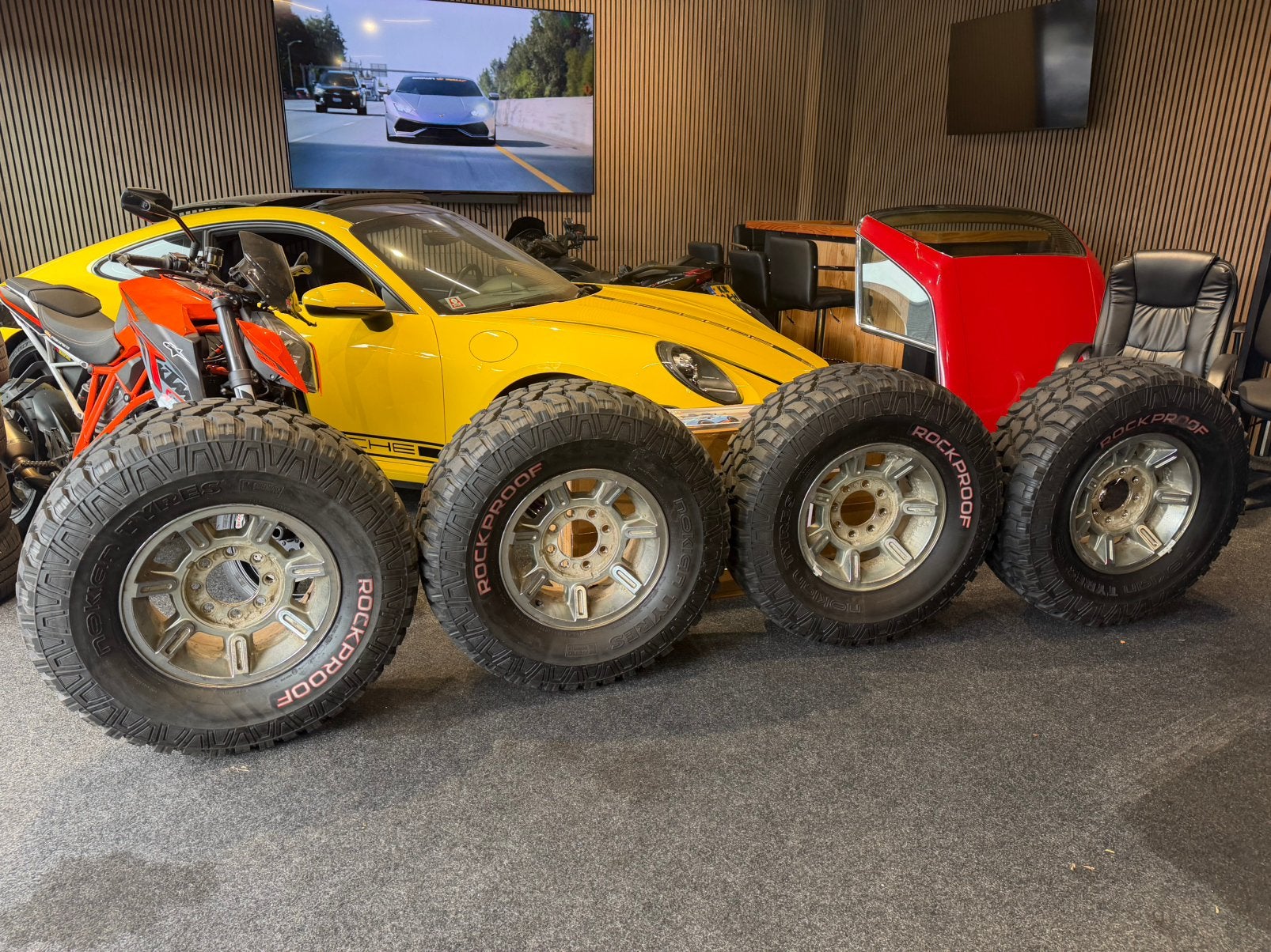 Hummer H2 Nokian Tyres origineel, Ophalen, Velg(en), Nokian, Zomerbanden