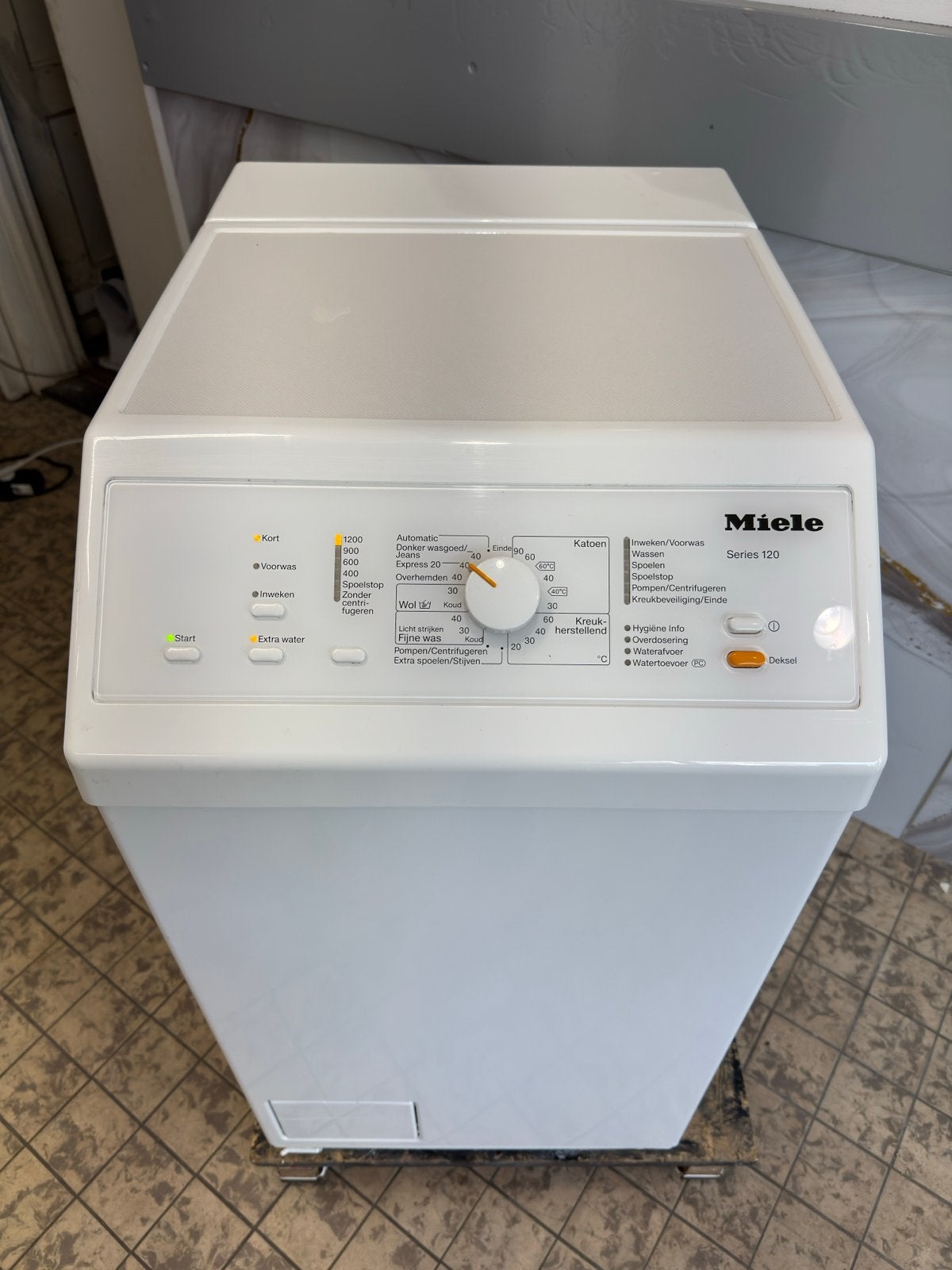 Miele Series 120 A+++ Bovenlader Wasmachine, Ophalen, 4 tot 6 kg, Bovenlader, 85 tot 90 cm