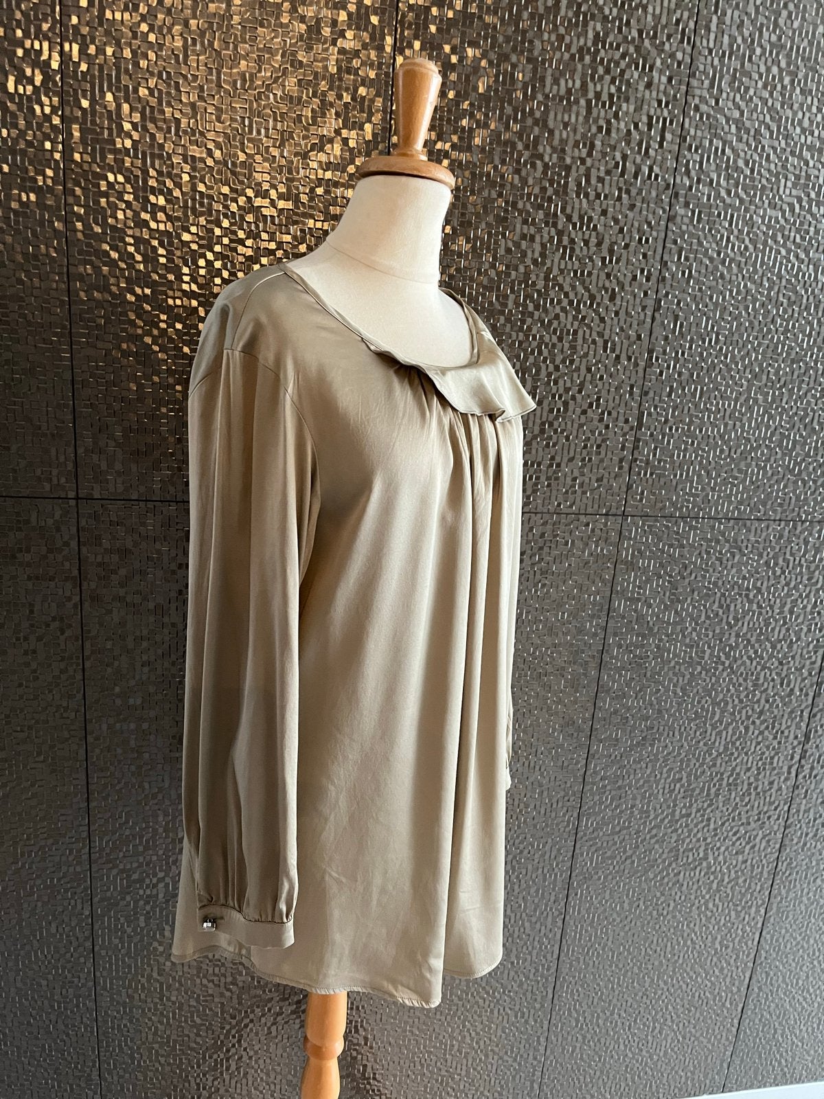 Marina Rinaldi gouden zijden blouse  40 42 - M, Kleding | Dames, Ophalen of Verzenden, Zo goed als nieuw, Maat 38/40 (M), Beige