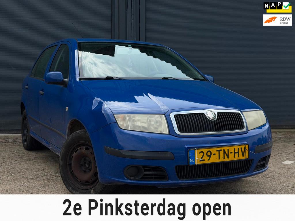 Skoda Fabia 1.2 | Airco | E-Pakket |, Auto's, Voorwielaandrijving, 1025 kg, 450 kg, Blauw