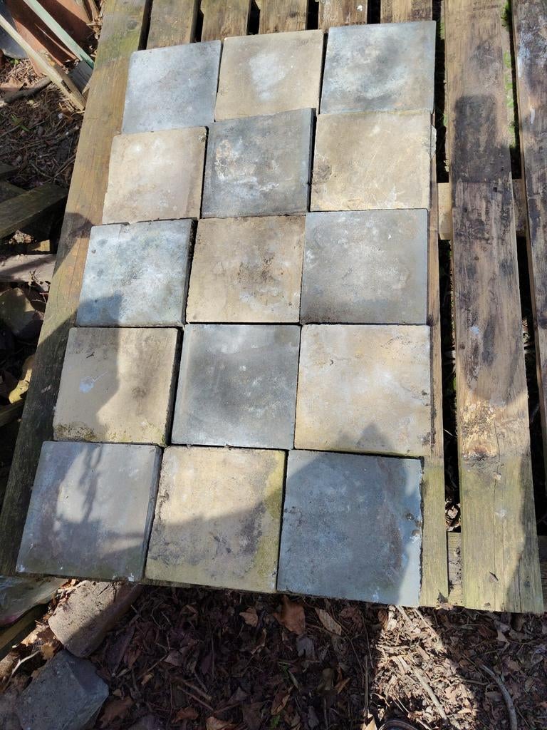Antieke cementtegels grijs/geel - ca. 16 m², Overige materialen, Gebruikt, Ophalen of Verzenden, 20 tot 40 cm