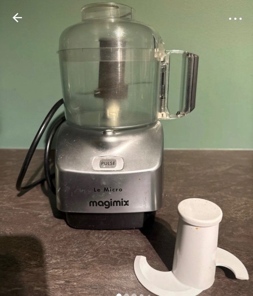 Le Micro keukenmachine Magimix hakkertje grijs 0.8L, Minder dan 1 liter, Ophalen of Verzenden, Gebruikt, 1 snelheid