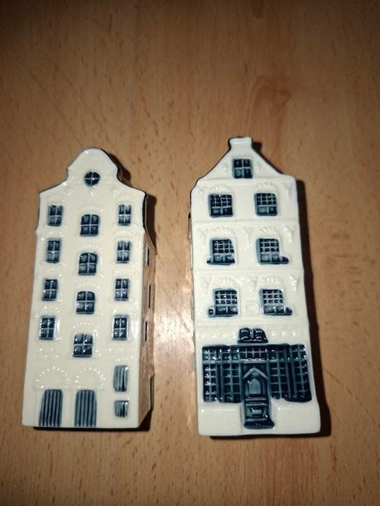 KLM huisjes  huisje 28 en huisje 33, Verzamelen, KLM Huisjes, Ophalen of Verzenden, Nieuw, 21 t/m 40, Gevuld