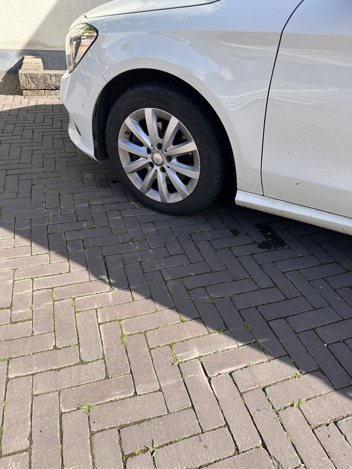 Mercedes velgen, Ophalen, Zo goed als nieuw