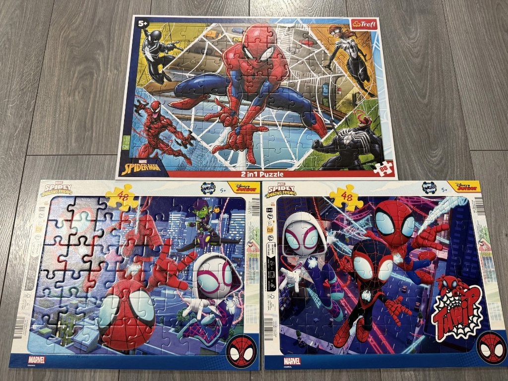 Spiderman puzzels voor 5 +, Ophalen, 10 tot 50 stukjes, Zo goed als nieuw, 4 tot 6 jaar
