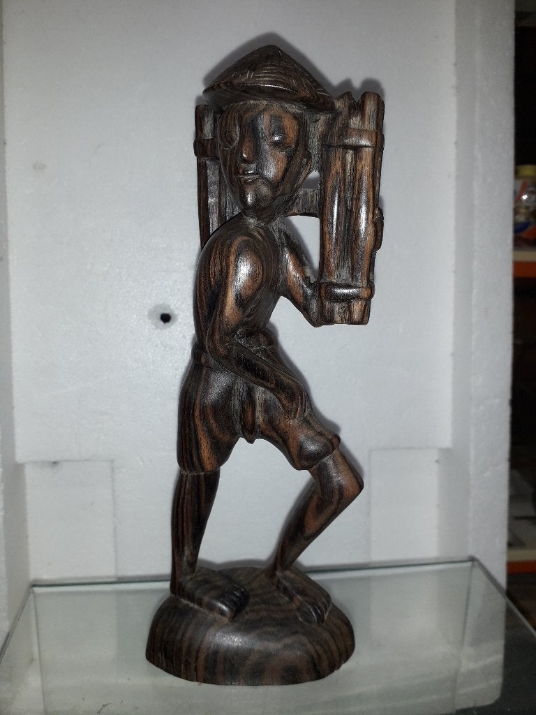 VINTAGE HOUTEN INDONESISCH BEELD IN GOEDE STAAT voor 7,50 E, Indonesië, Ophalen of Verzenden, Beeld, Hout