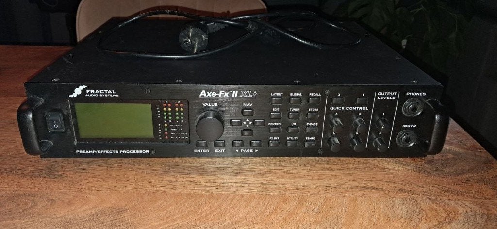 Fractal Audio Axe-FX II XL+, Ophalen, Gebruikt, Audio